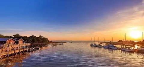 976 Sams Point Rd, Beaufort, SC 29907