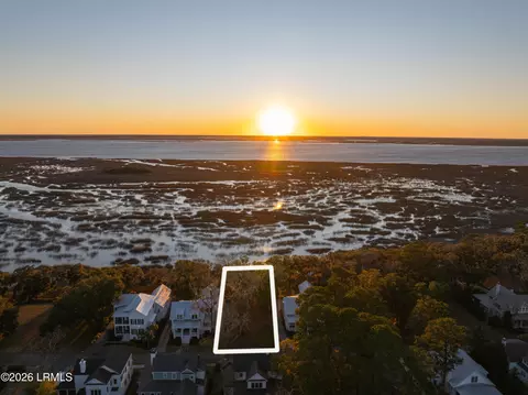 51 River Pl, Beaufort, SC 29906