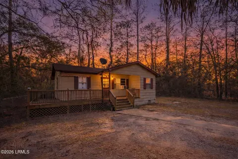 1332 Sea Island Pkwy, Saint Helena Island, SC 29920