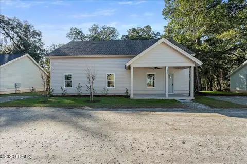 2021 Lafayette St, Beaufort, SC 29902