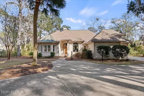 2 Chechessee Cir, Okatie, SC 29909