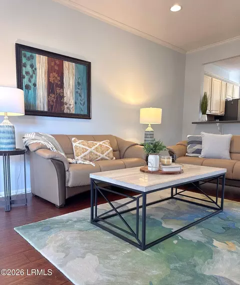 Living - 41 Pineapple Dr, Bluffton, SC 29909 photo 2 of 3