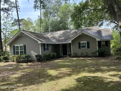 661 Sams Point Rd, Beaufort, SC 29907