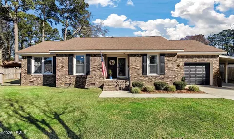 102 Ellen Ct, Summerville, SC 29483