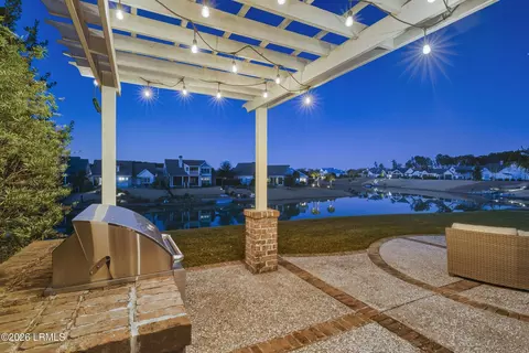 Exterior - 136 Flatwater Dr, Bluffton, SC 29910 photo 4 of 6