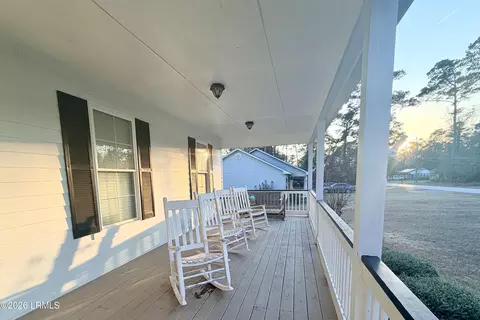 Exterior - 603 Lightsey St Ext, Hampton, SC 29924 photo 3 of 5