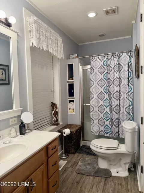 Bath - 603 Lightsey St Ext, Hampton, SC 29924 photo 3 of 3