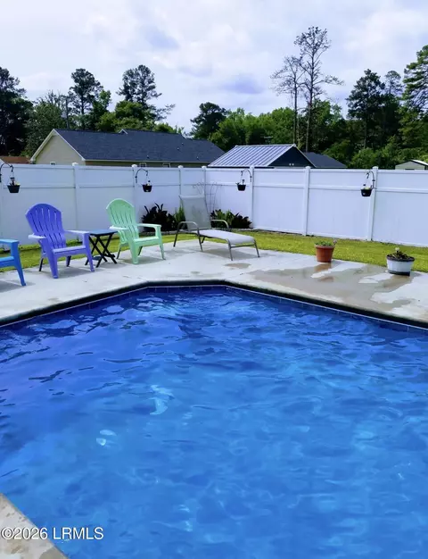 Exterior - 603 Lightsey St Ext, Hampton, SC 29924 photo 4 of 5
