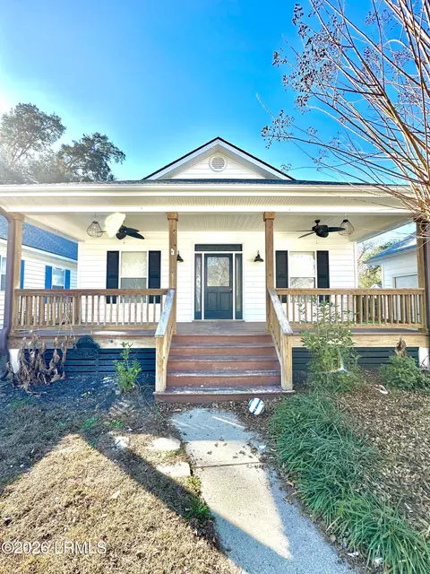 6 Rockville Way, Beaufort, SC 29902