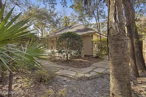 40 Monticello Dr, Hilton Head Island, SC 29926