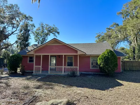 645 Fort Frederick Cir, Port Royal, SC 29935
