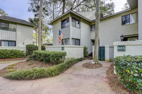 90 Gloucester Rd #805, Hilton Head Island, SC 29928