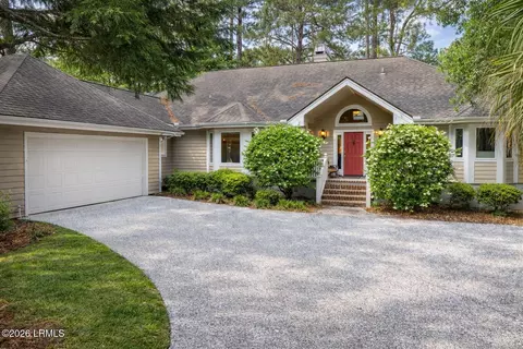 150 Dataw Dr, Saint Helena Island, SC 29920