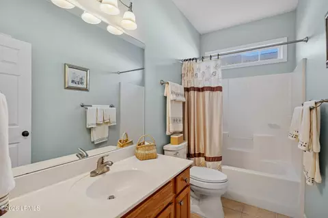 Bath - 136 Pinecrest Dr, Bluffton, SC 29910 photo 2 of 2