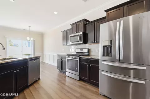 Kitchen - 10 Benton Cir, Bluffton, SC 29910 photo 1 of 3
