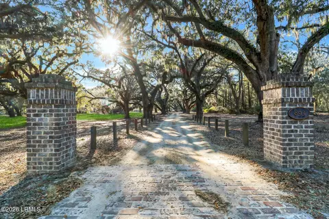 893 Grays Hwy, Ridgeland, SC 29936