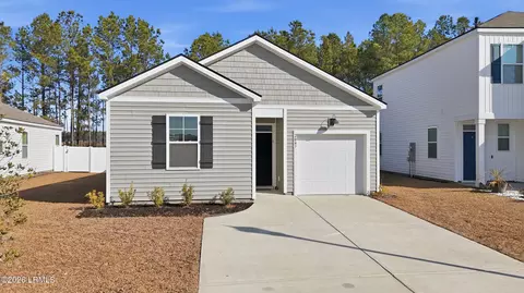 2047 Sanctum St, Ridgeland, SC 29936