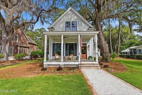 213 Sturdevant Dr, Beaufort, SC 29902