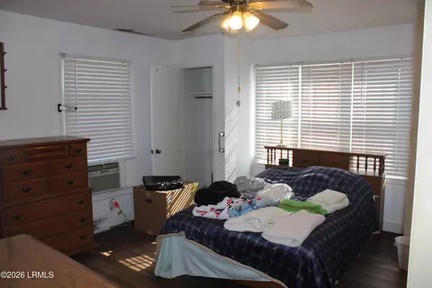 Bedroom - 603 4th St W, Hampton, SC 29924 photo 3 of 4