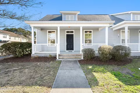 Exterior - 81 3rd Ave, Bluffton, SC 29910 photo 2 of 5