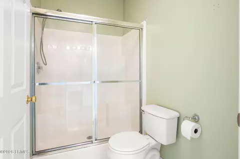 Bath - 81 3rd Ave, Bluffton, SC 29910 photo 2 of 2