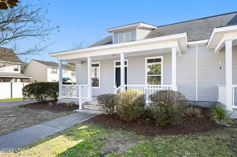 Exterior - 81 3rd Ave, Bluffton, SC 29910 photo 3 of 5