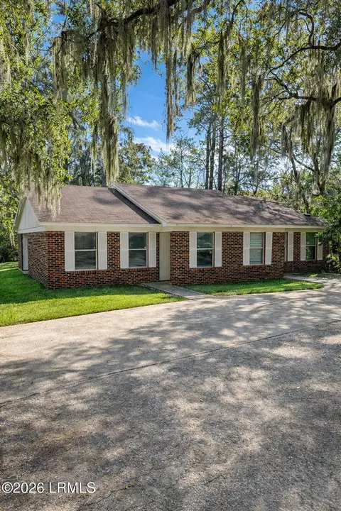 125 Old Jericho Rd #A, Beaufort, SC 29902