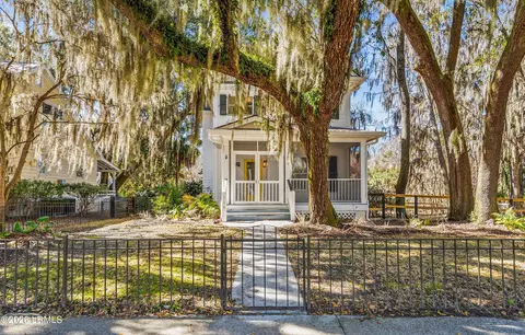 114 Prescott Dr, Beaufort, SC 29902