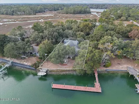 21 Cameroon Dr, Beaufort, SC 29907