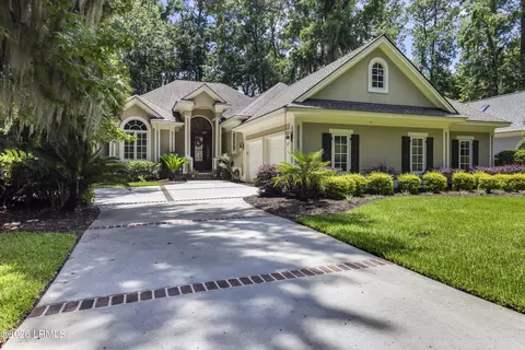 1 Manchester Ct, Bluffton, SC 29910