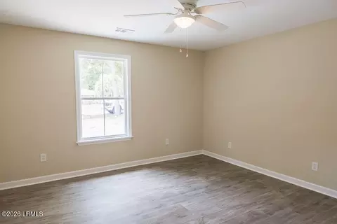 Bedroom - 310 Kathy Ave, Hampton, SC 29924 photo 5 of 6