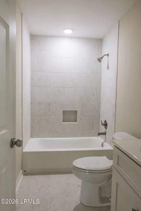 Bath - 310 Kathy Ave, Hampton, SC 29924 photo 1 of 7