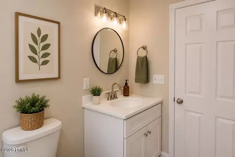 Bath - 310 Kathy Ave, Hampton, SC 29924 photo 6 of 7