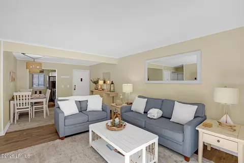 25 Deallyon Ave #103, Hilton Head Island, SC 29928