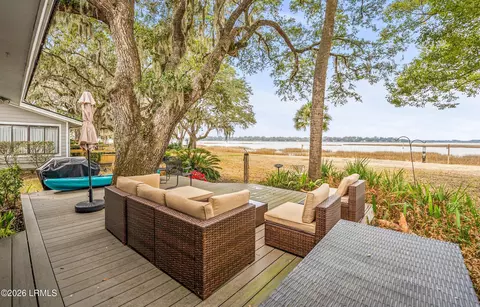 39 Colony Gardens Rd #A, Beaufort, SC 29907