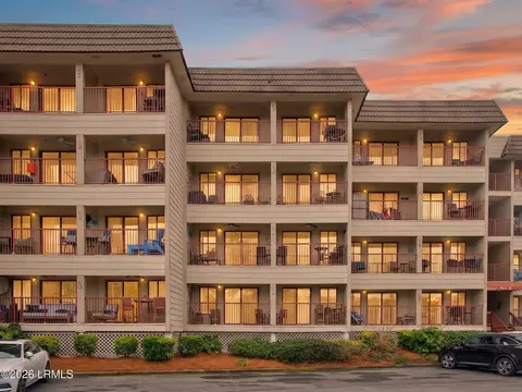 40 Folly Field Rd #130, Hilton Head Island, SC 29928