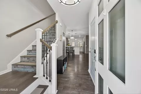 Entry Way - 45 Augustine Rd, Bluffton, SC 29910 photo 1 of 7