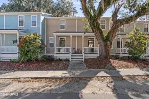 1105 13th St #D, Port Royal, SC 29935