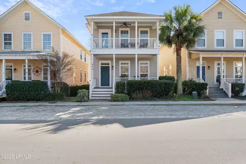 909 12th St, Port Royal, SC 29935