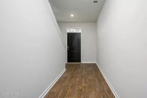 Entry Way - 77 Cedar View Cir, Bluffton, SC 29909 photo 2 of 5