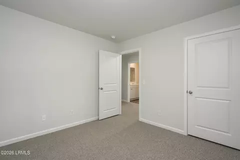 Bedroom - 77 Cedar View Cir, Bluffton, SC 29909 photo 5 of 7