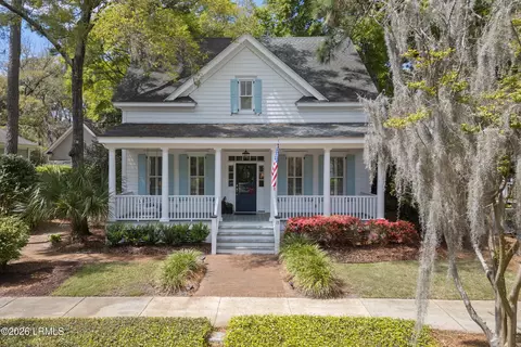 15 Hayek St, Beaufort, SC 29907