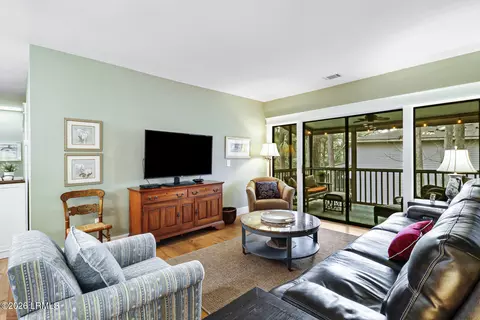 24 Three Mast Ln #24, Hilton Head Island, SC 29928