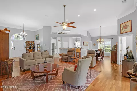 Living - 169 Pinecrest Dr, Bluffton, SC 29910 photo 2 of 2
