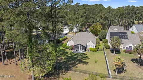 View/Area - 169 Pinecrest Dr, Bluffton, SC 29910 photo 6 of 10