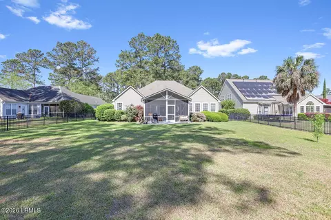 Exterior - 169 Pinecrest Dr, Bluffton, SC 29910 photo 5 of 8