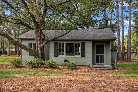 120 Elliott St, Beaufort, SC 29902