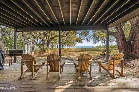 8 Saltwind Dr, Saint Helena Island, SC 29920