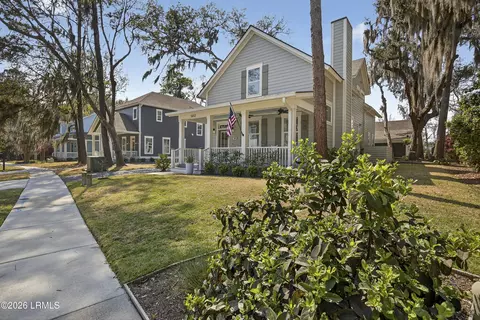 1612 Deanne Dr, Beaufort, SC 29902