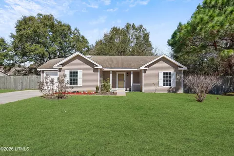 16 Star Magnolia Dr, Beaufort, SC 29907